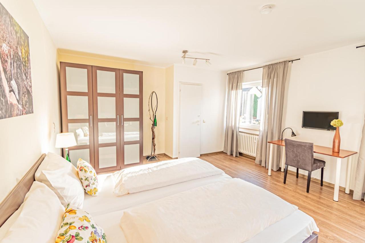 Weinhotel Ayler Kupp Kültér fotó